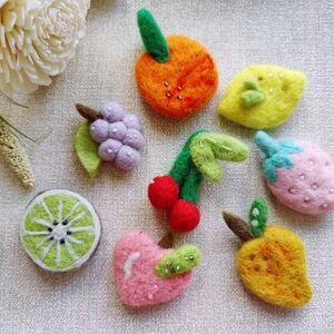 Handmade Felt Fruit Brooch – Strawberry, Lemon, Mango, Orange, Grapes, Kiwi Pins